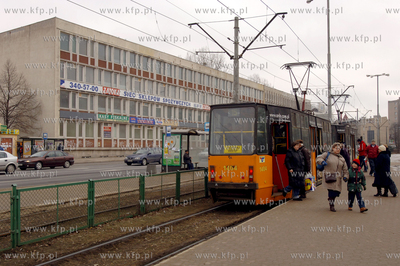 Gdansk Wrzeszcz. Przystanek tramwajowy na skrzyzowaniu...