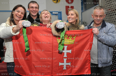 Gdansk. Lotnisko Rebiechowo. Przylot polskich florecistek,...