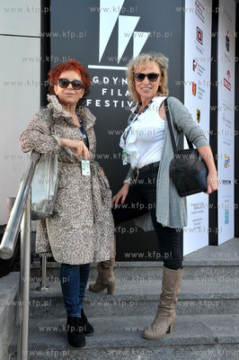 39 Festiwal Filmowy w Gdyni. Dziennikarki, Rysia Wojciechowska...