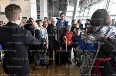Lotnisko w Billund w Danii. Lech Wałęsa wraza z podróży...