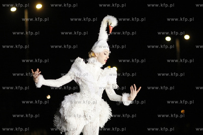 Gdansk. Performance pt. Triumf Ognia, Cial i Maszyn...