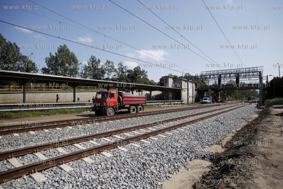 Sopot. Zamkniety dla ruchu wiadukt nad torami kolejowymi...
