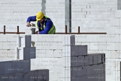 Budowa Centrum Handlowego Gildia II w bezposrednim...