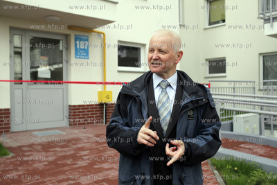 Uroczystosc oficjalnego przekazania nowych budynkow...