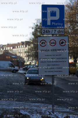 Parking przy ul. Podwale Staromiejskie w Gdańsku,...