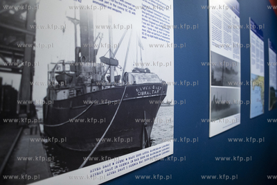 Dwór Artusa. Otwarcie wystawy związanej z polskim...