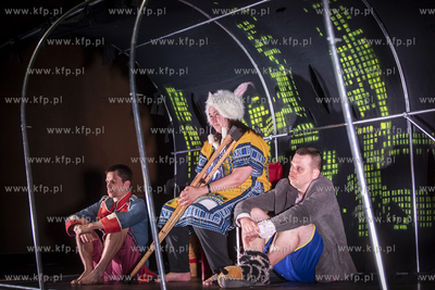 Festiwal Świat Mało Znany. Przegląd teatralny w...