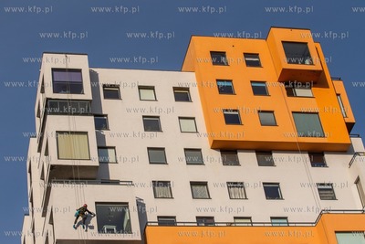 Gdańsk, ul. Obrońców Wybrzeża. Centrum Horyzont....