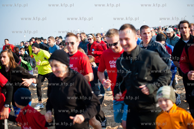 Gdansk. Plaza w Brzeznie. Gdansk Biega 2011.
Na start...
