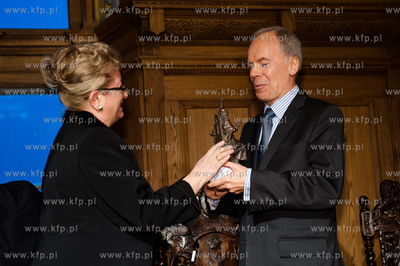 Gdansk. Ratusz Staromiejski. Uroczystosc wreczenia...