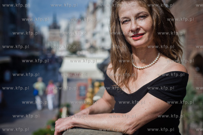 Gdansk. Ul. Dluga. Aktorka z Gdanska, mieszkajaca obecnie...