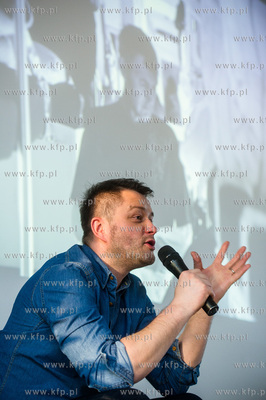 Gdansk. Galeria O Tu. Wernisaz wystawy zdjec pt. Sybera...