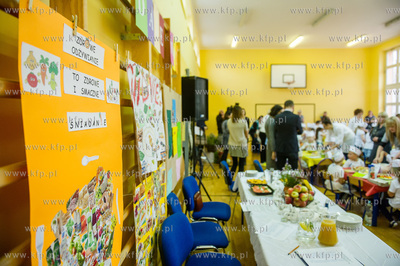 Gdansk. Wrzeszcz. Szkola Podstawowa nr 45 im. Bohaterow...