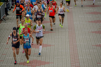 Gdynia. Skwer Kosciuszki. Start Biegu Niepodleglosci....