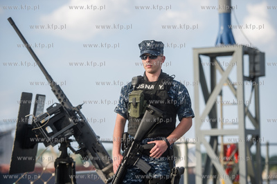 Gdynia. Wizyta amerykaskiego okretu USS Mount Whitney....