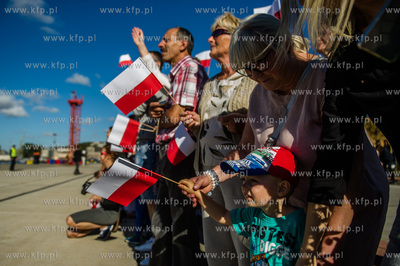 Port Wojenny w Gdyni Oksywiu. Przywitanie powracających...