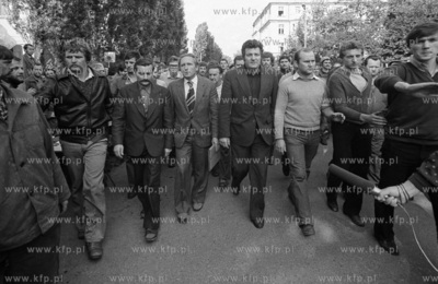 Strajk w Stoczni Gdanskiej im Lenina. Nz. Lech Walesa,...