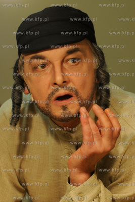 Teatr Muzyczny w Gdyni. III próba generalna spektaklu...