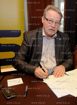 Gdansk. Hotel Mercure. Uroczystosc podppisania umowy...