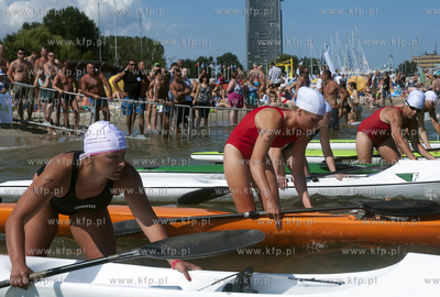 Gdynia. Plaza Srodmiescie. Mistrzostwa Polski Ratownikow...