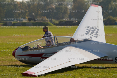 Aeroklub Gdanski w Pruszczu Gdanskim. Bryza Extra 2014....