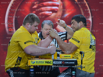 XV edycja Pucharu Swiata Zawodowcw w Armwrestlingu...