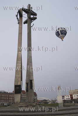 Balonem nad Gdańskiem. Nad Placem Solidarności 14.02.2020...