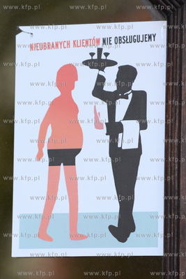 Sobota 25 kwietnia 2020 roku w Sopocie, godziny przedpołudniowe...