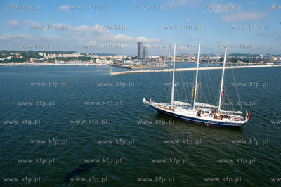 Tall Ships' Races 2009 w Gdyni z lotu ptaka. Zlot Wielkich...