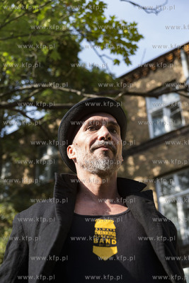 Gdańsk. Festiwal teatrów Ulicznych FETA. Always Drinking...