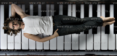 Sesja Leszka Mozdzera - pianista, kompozytor
13.10.2009
fot....