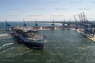 Do DCT Gdańsk zawinął największy kontenerowiec...