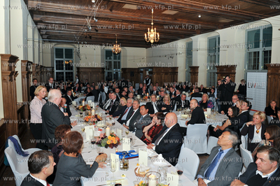 Gdansk. Sala bankietowa w Zielonej Bramie. Bankiet...