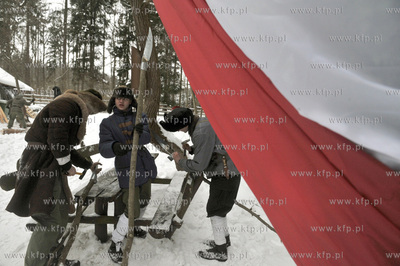 Rekonstrukcja obozu uczestnikow Powstania Styczniowego...