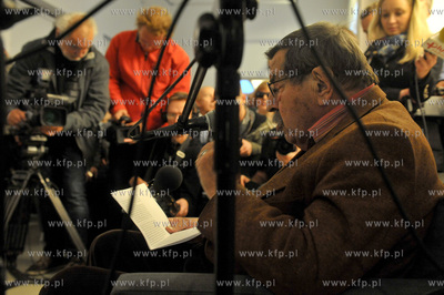 Gdansk, ul. Szeroka. Gdanska Galeria Guntera Grassa...