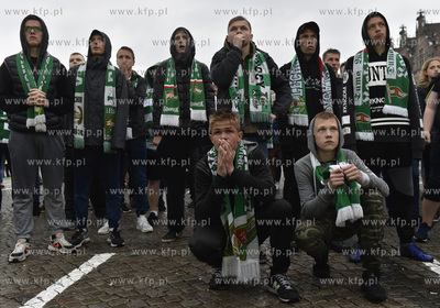 Strefa kibica na Targu Węglowym w Gdańsku.Mecz Legia...