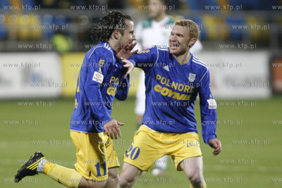 Gdynia. Ćwierćfinał Pucharu Polski w piłce nożnej...