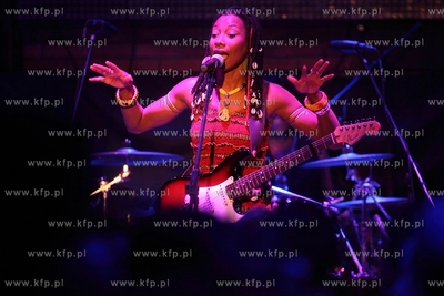 Siesta Festival.  Koncert pochodzacej  z Wybrzeza Kosci...