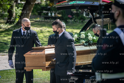Cmentarz Srebrzysko. Pogrzeb pierwszego demokratycznie...