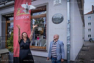 Uroczystość odsłonięcia tablicy upamiętniającej...