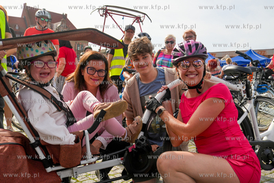 Przejazd rowerowy związany z otwarciem Ekostrady wzdłuż...