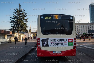 Gdańsk, Wrzeszcz, dworzec PKP Nz. Autobus promujący...