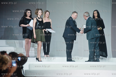 Centrum Stocznia Gdansk. Gala Amber Look Trends & Styles...