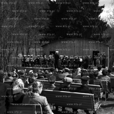 Koncert orkiestry marynarskiej byc moze w Oliwie. Prosimy...