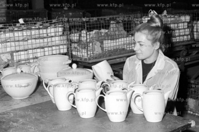 Zaklady Porcelany Stolowej Lubiana w Lubianie w powiecie...