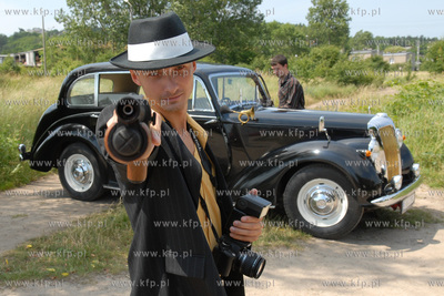 Na bardzo oryginalny pomysl zareklamowania swego zakladu...