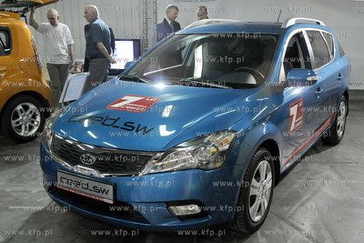 Trojmiejskie Targi Motoryzacyjne w hali wystawienniczej...