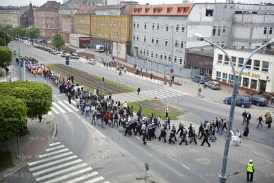 Uroczystosc odsloniecia dwoch tablic pamiatkowych na...
