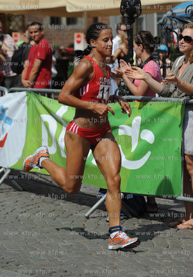 XVI Energa Maraton Solidarnosci. Meta na Dlugim Targu...