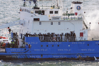 Wody Zatoki Gdanskiej. Antyterrorystyczne manewry pod...